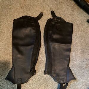 Woman’s large half chaps